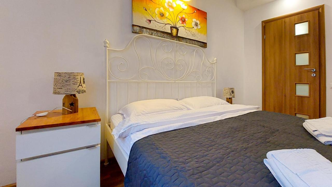 Апартаменты Fancy 1Bd Family Friendly In Historical Centre Бухарест Экстерьер фото