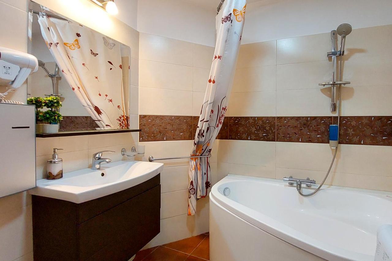 Апартаменты Fancy 1Bd Family Friendly In Historical Centre Бухарест Экстерьер фото