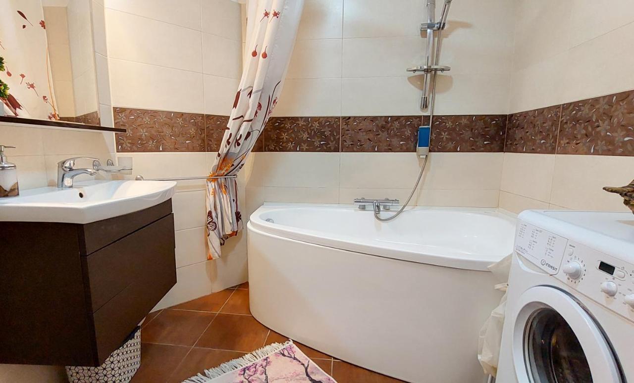 Апартаменты Fancy 1Bd Family Friendly In Historical Centre Бухарест Экстерьер фото