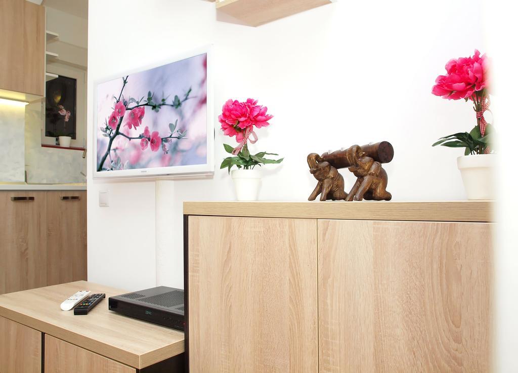 Апартаменты Fancy 1Bd Family Friendly In Historical Centre Бухарест Экстерьер фото