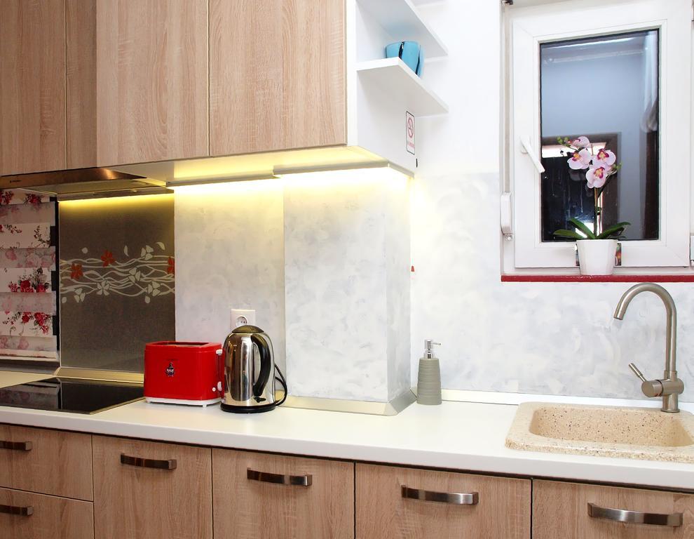 Апартаменты Fancy 1Bd Family Friendly In Historical Centre Бухарест Экстерьер фото